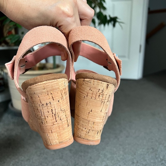 TOMS Tropez Cork Wedge Suede Sandal - Picture 3 of 8